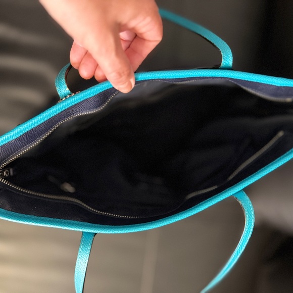 Coach Navy Leather Tote Bag Bright Blue Trim Shoulder Bag - Picture 4 of 10